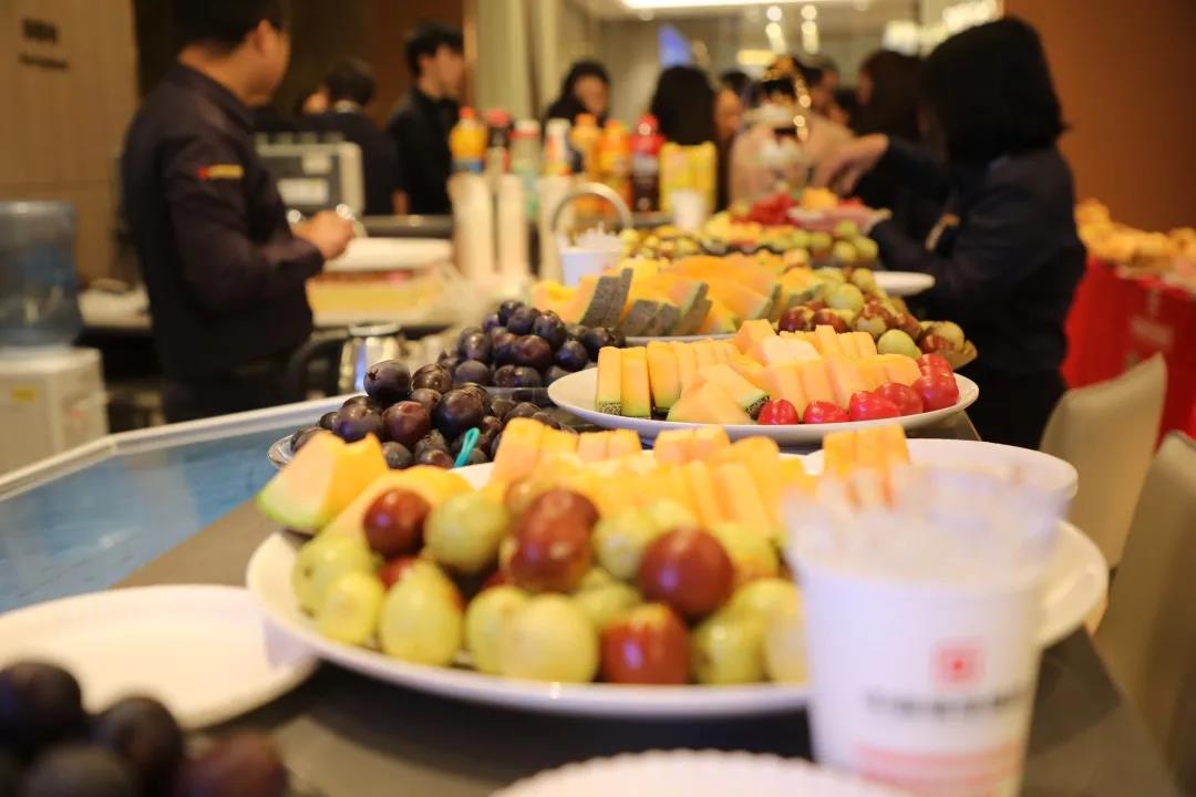 員工生日會丨金秋碩果，共度韶華，祝壽星們生日快樂！